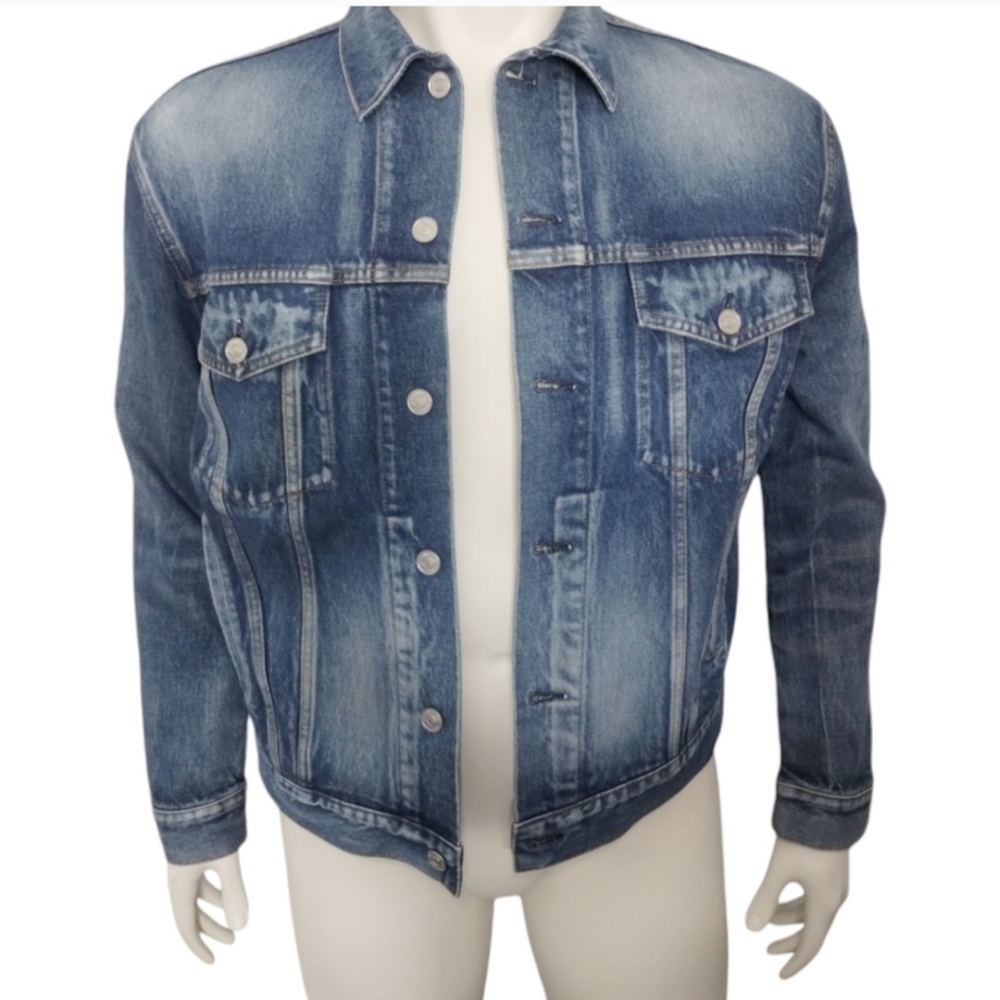 BALENCIAGA Back Logo Blue Denim Thrashed Jacket Mens size L Old Money Luxurycore - Picture 2 of 14